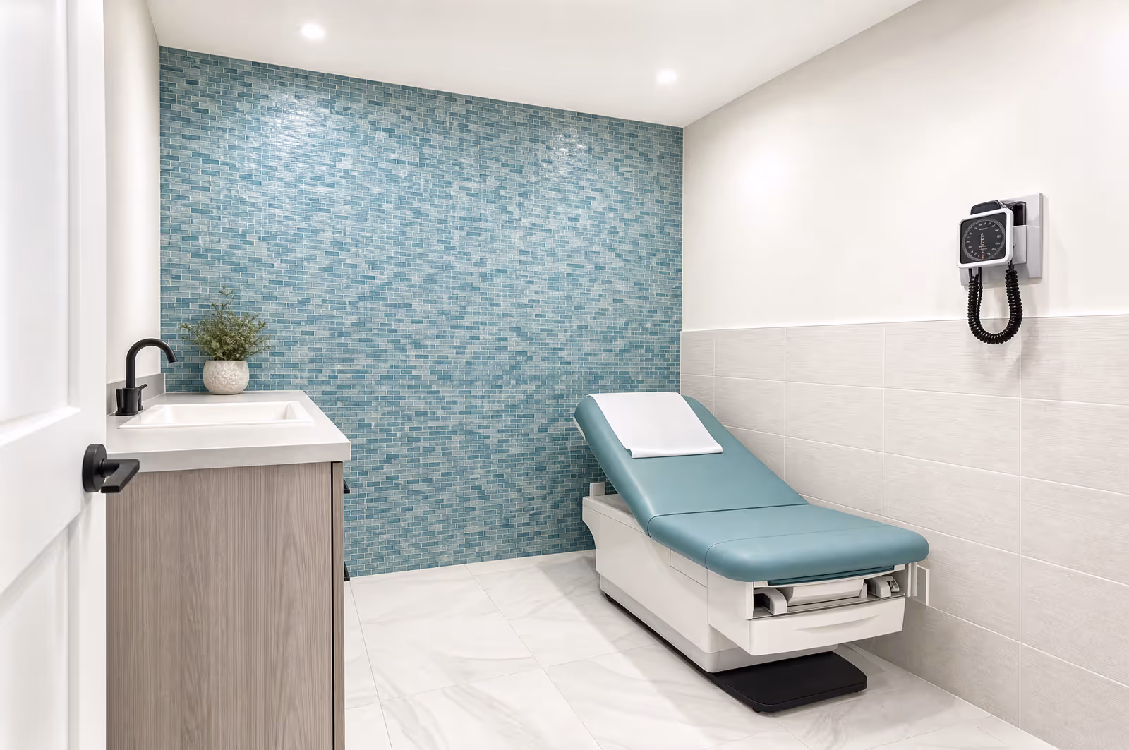 Franklin Square office exam room