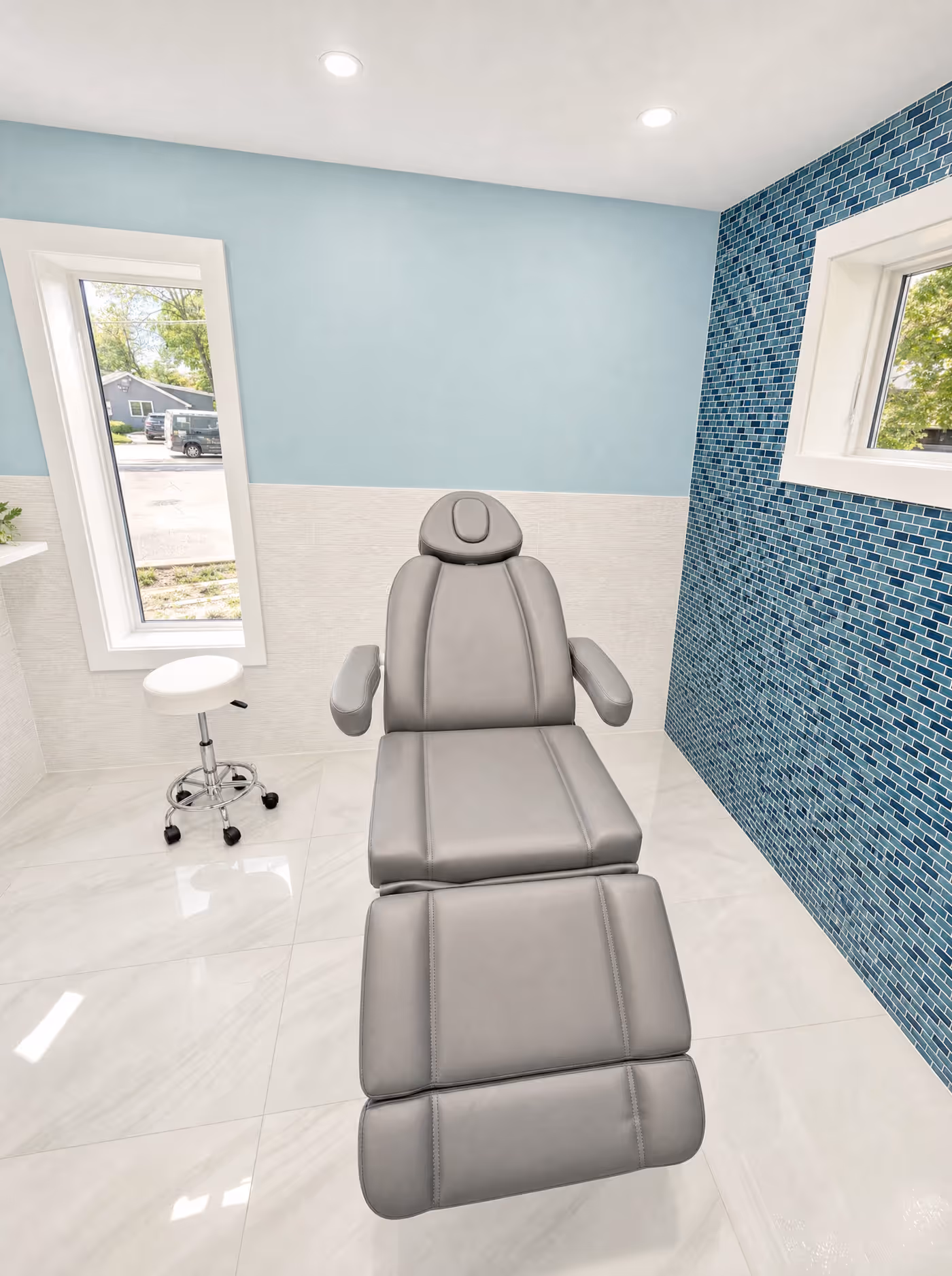 Melville office treatment room at 7HILLS Medical Center